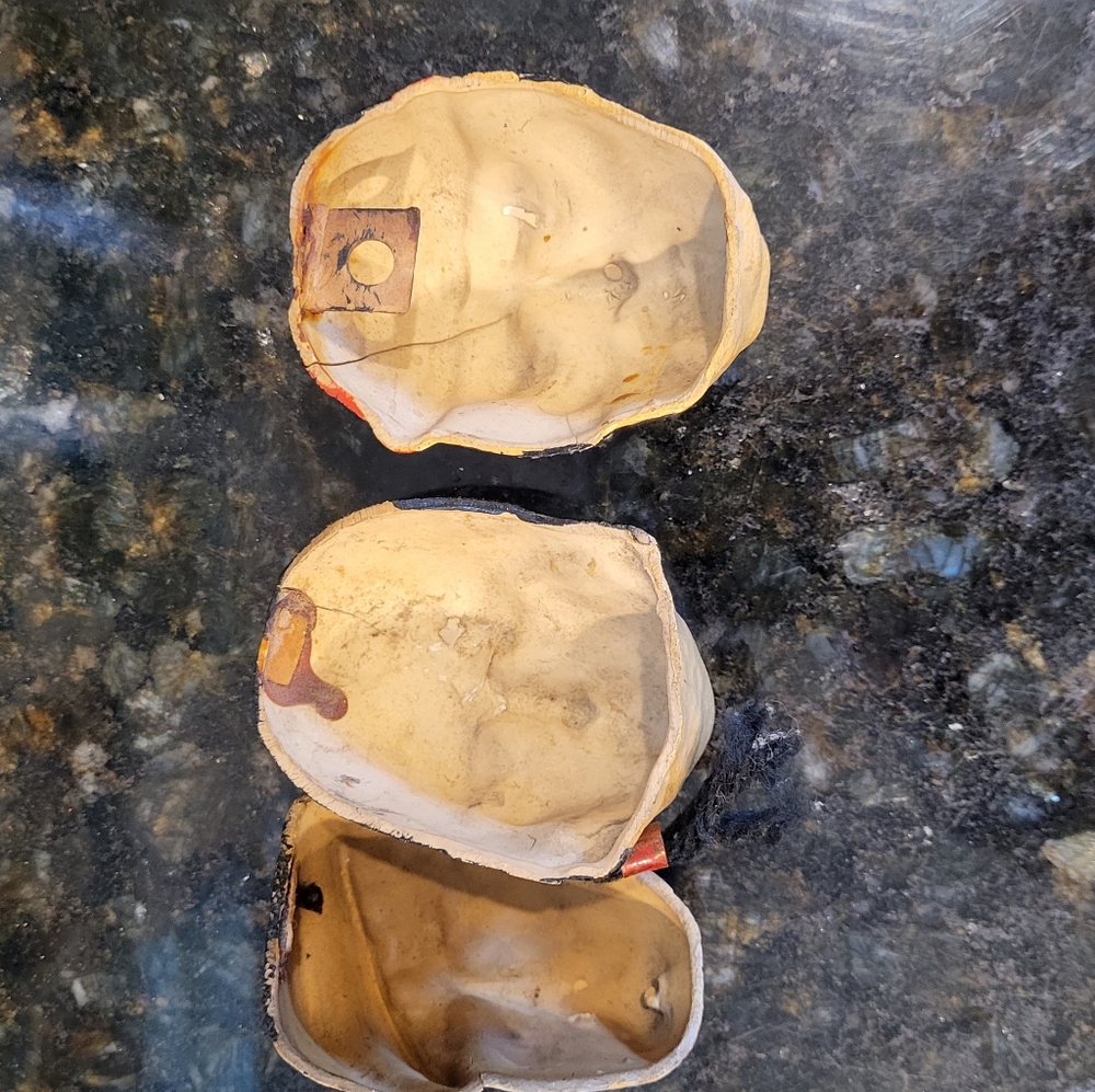 Old Vintage Small Plastic Native American Mask Set of 3 - Picture 12 of 16